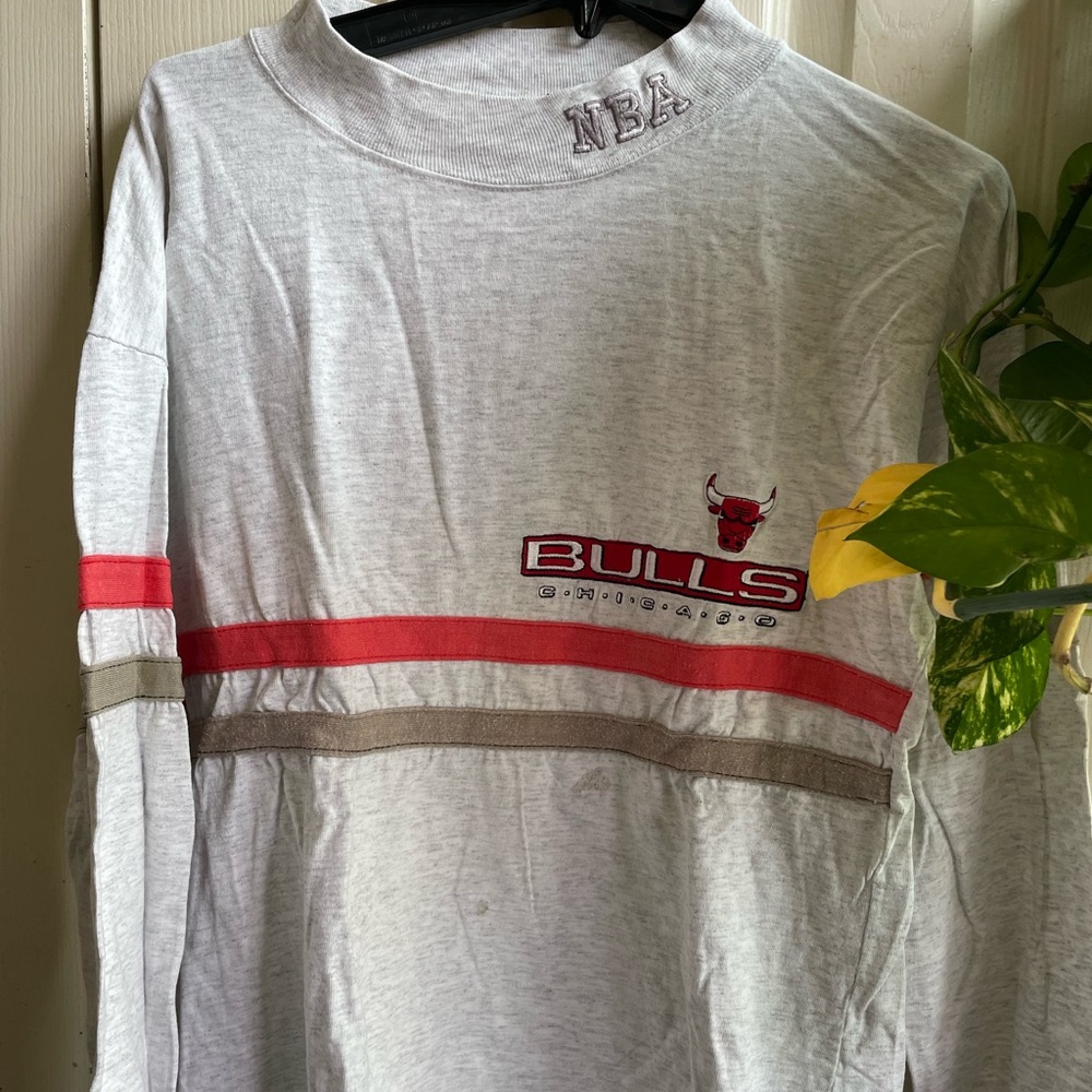 Vintage Chicago Bulls long sleeve